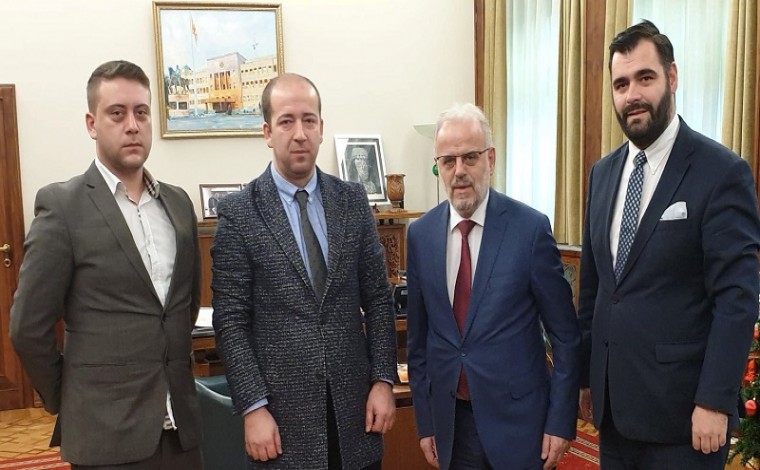 Kryetari i Kuvendit të Maqedonisë, Talat Xhaferi pret delegacion nga Këshilli Kombëtar Shqiptar