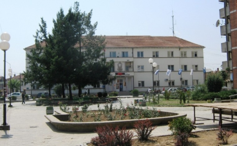 Në pritje të “korrigjimit” të kufijve, Lugina zhvishet nga kompetencat