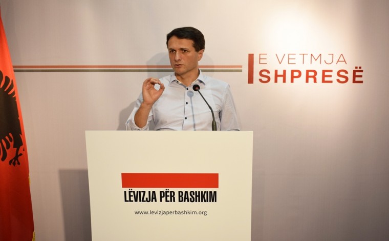Murati: Problemi shqiptaro-serb zgjidhet vetëm me korrigjim kufijsh
