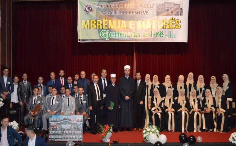 Mbahet manifestimi i maturës për nxënësit e Medresesë së Luginës në Preshevë