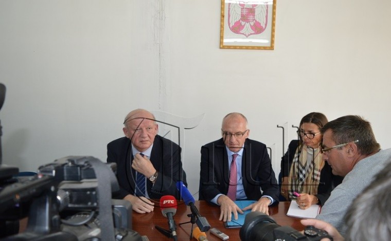 Stankoviç: Do të sigurojmë 18 libra për nxënësit shqiptarë