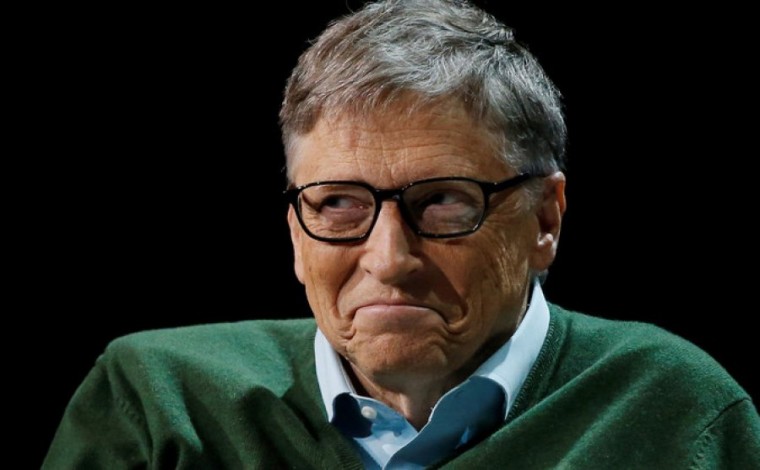 Bill Gates rikthen ‘fronin’ e më të pasurit në botë