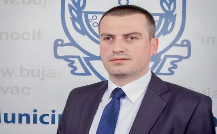 Rexhepi solidarizohet me mungesën e financimit të mediave lokale në Bujanoc