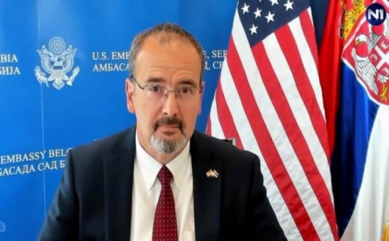 Ambasadori amerikan në Serbi: Ndryshimet në SHBA nuk do të ndikojnë në marrëveshjen e Washingtonit