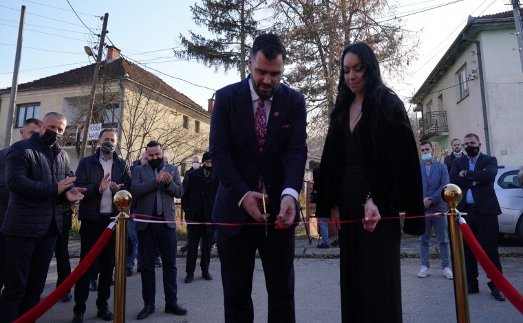 Hapet zyra e Këshillit Kombëtar Shqiptar në Medvegjë (foto)