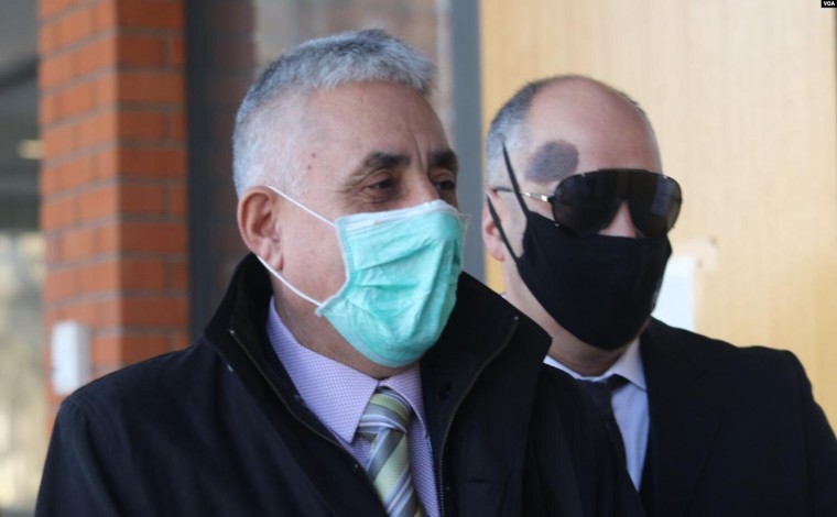 Gjykata serbe dënon kryebashkiakun që urdhëroi sulmin ndaj një gazetari