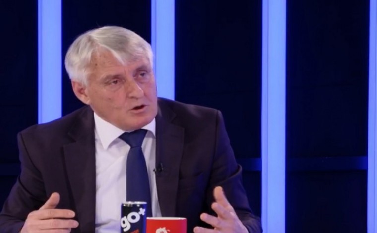 Mustafa në median e Kosovës: Arifit i ka humbur busolla politike (video)