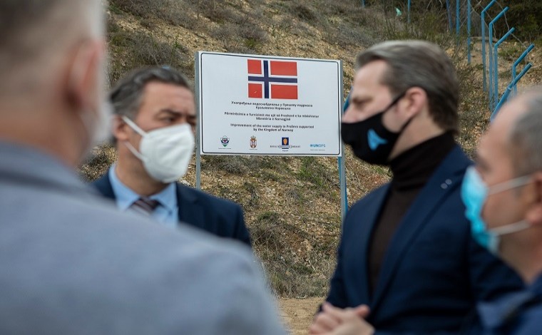 Zëvendës Ambasadori norvegjez vizitë punimeve në Preshevë