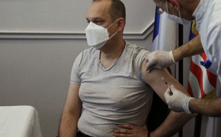 Serbia paralajmëron vaksinim të detyrueshëm për një kategori të shoqërisë