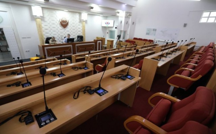 Stankoviq do të kërkojë punësimin e përkthyesit në serbisht në Preshevë