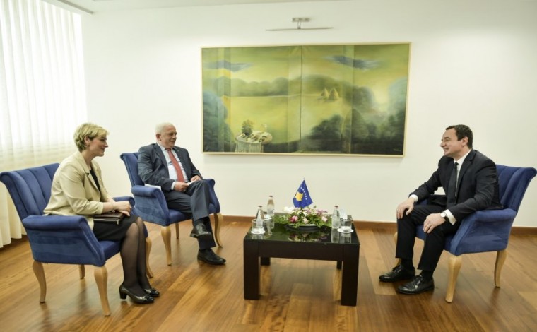 Përfaqësuesve të Bujanocit dhe Preshevës, kryeministri Kurti u premton reciprocitet të të drejtave me serbët e Kosovës