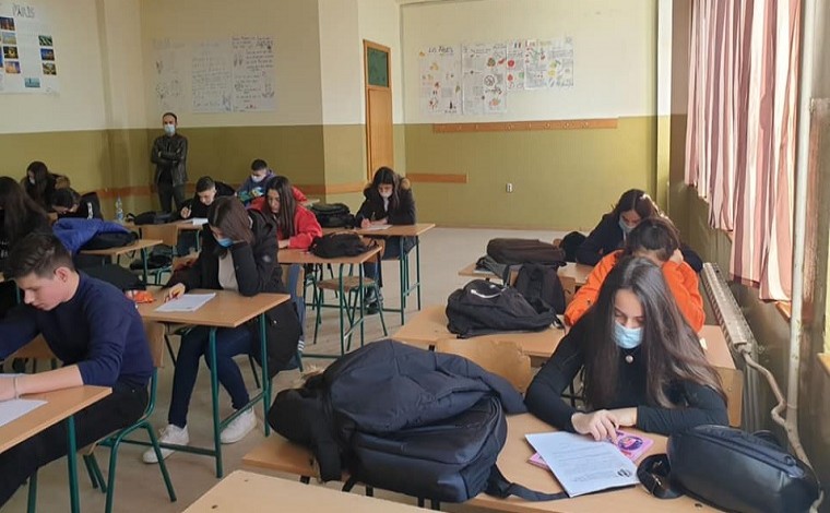 Mësimi do të fillojë me 2 ndërrime në shkollën e mesme "Sezai Surroi" në Bujanoc