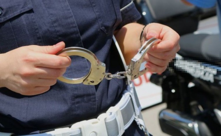 Arrestohet hajni i cigareve në Bujanoc, policia i gjen edhe para të gatshme