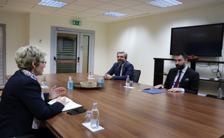Sinani në Prishtinë: Pritet binjakëzimi i Preshevës me disa komuna në Kosovë
