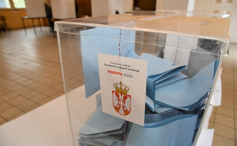 Përçarja e shqiptarëve për zgjedhjet parlamentare thellon problemet në Luginë