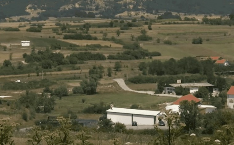 Karaçevë: Kazinot problematike janë rikthyer sërish, në mes Kamenicës dhe Bujanocit (video)