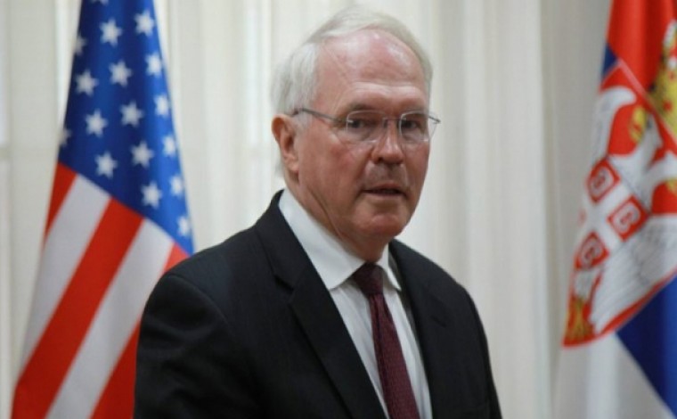 Ambasadori  i SHBA-së Hill në Berograd i drejtohet Serbisë: Kjo nuk është 'nëna Rusi'