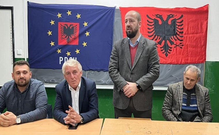 PDSH, bashkëbisedim me banorët e Rahovicës për zgjedhjet për Këshillin Kombëtar Shqiptar