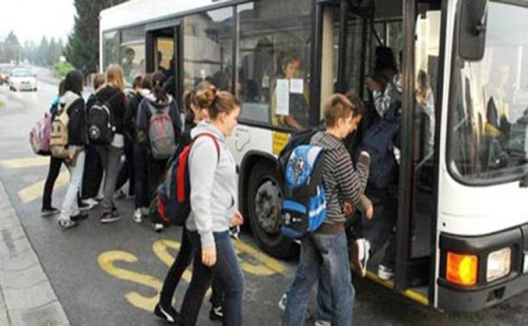 Komuna e Bujanocit shpall thirrje publike për financimin e shpenzimeve të transportit për nxënësit e shkollave të mesme