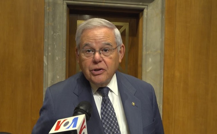 Menendez: Zgjidhja mes Kosovës dhe Serbisë të jetë e drejtë për të dyja palët (video)