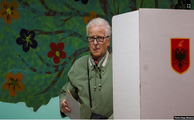 Vijon numërimi i votave në Shqipëri, PS kryeson në shumicën e bashkive