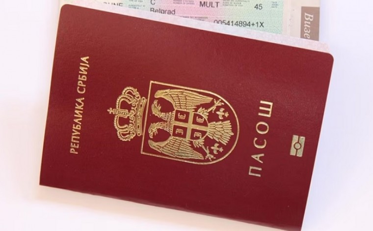 Vazhdon trendi i dhënies së shtetësisë për rusët në Serbi