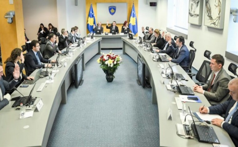 Qeveria e Kosovës ndan mbi 254 mijë euro për libra nxënësve në Luginë të Preshevës