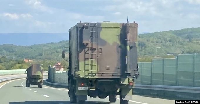 Serbia nis tërheqjen e trupave ushtarake nga jugu me Kosovën