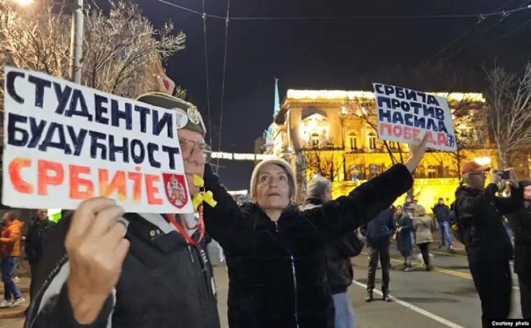 Protesta të reja në Beograd kundër parregullsive në zgjedhjet e 17 dhjetorit