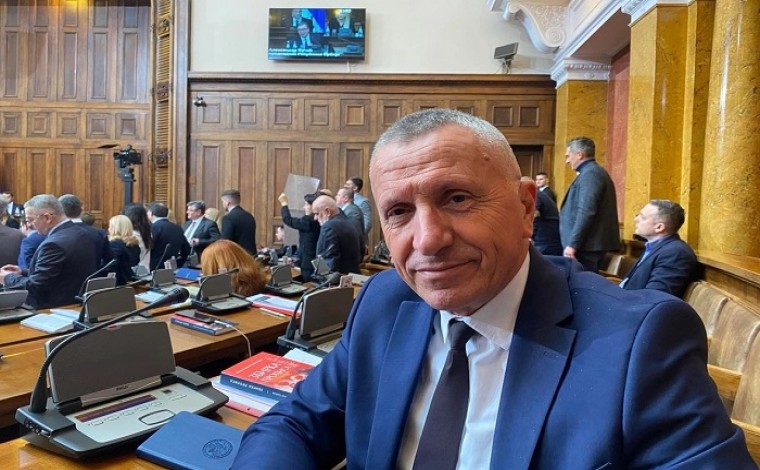 Shpallen rezultatet zyrtare: Shaip Kamberi edhe një mandat deputeti në Serbi