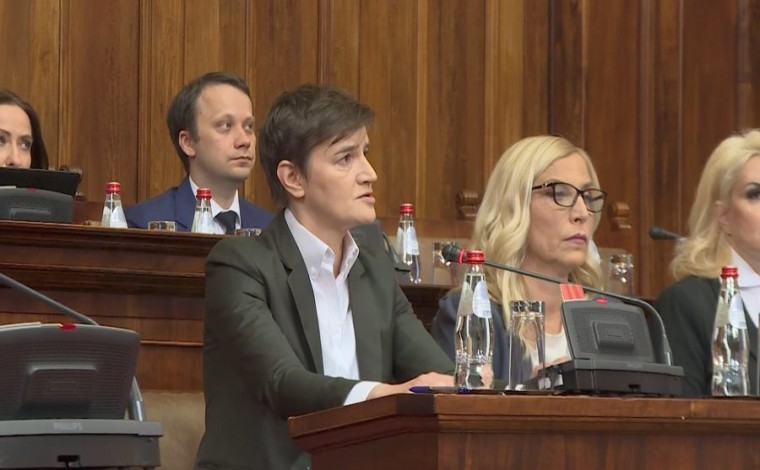 Pas tre ditëve debat, Ana Brnabiç zgjidhet Kryetare e Kuvendit të Serbisë