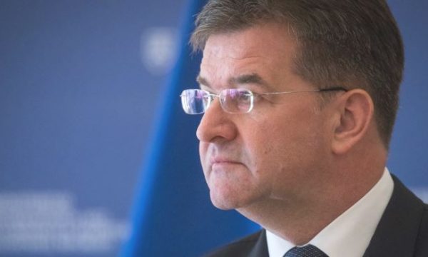 I rekomanduar nga Merkel: Ky do të jetë i dërguari special nga BE për bisedimet mes Kosovës dhe Serbisë