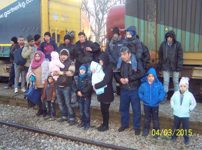Ndalohen 11 migrantë, një shqiptar i arrestuar në Miratoc