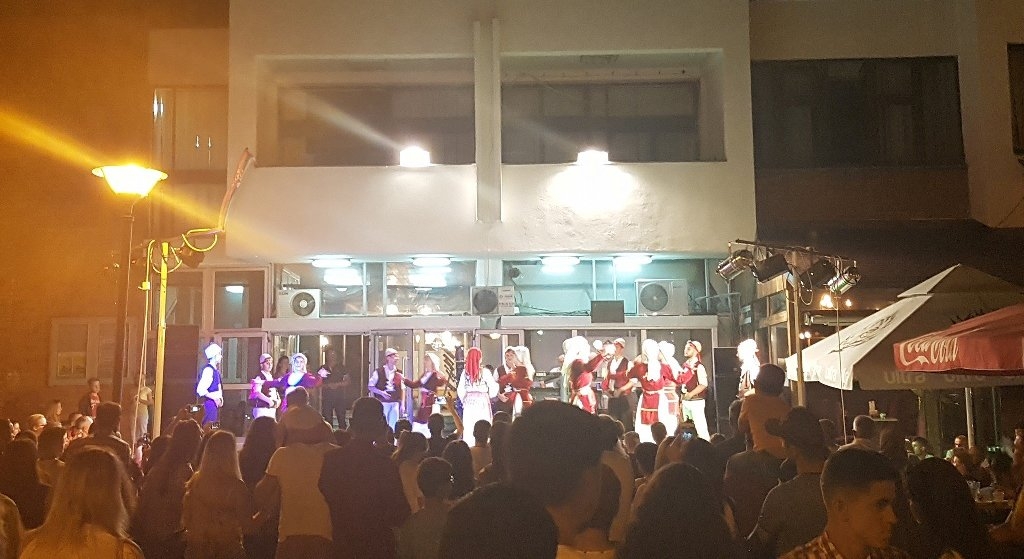 Koncert "live" sonte në qendër të Bujanocit