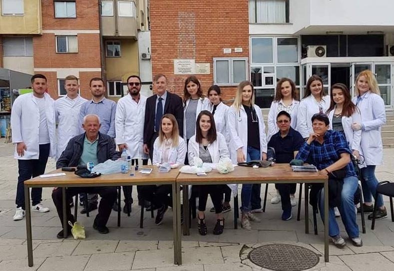 Aksion vullnetar mjekësorë në sheshin e Bujanocit