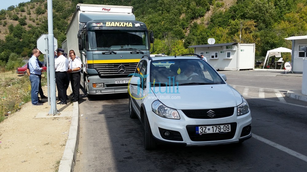 Në Serbi mbahen të bllokuara 24 tonë tekste nga Kosova të dedikuar për Luginën