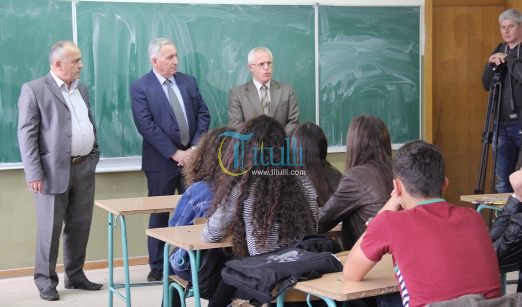 Dita e mësuesit festohet edhe në Bujanoc e Preshevë, 1213 mësues në shkollat shqipe