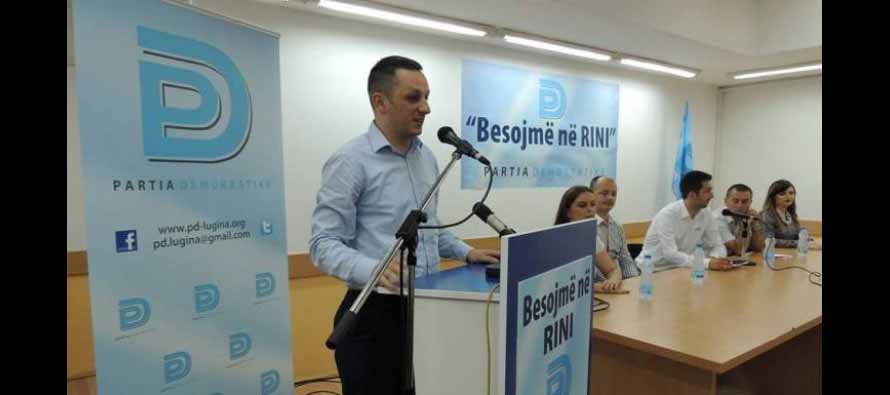 Sali Salihu merr timonin e rinisë së Partisë Demokratike (foto)