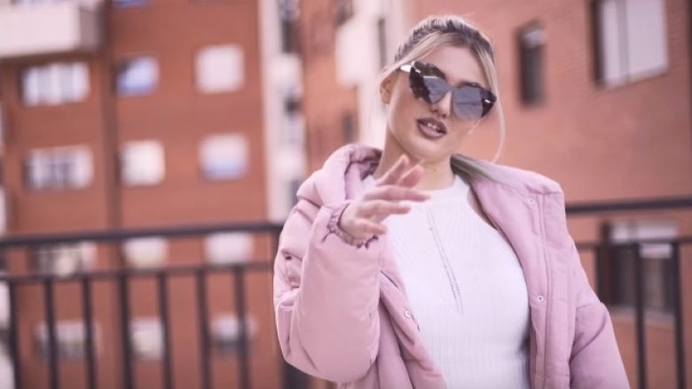 Këngëtarja preshevare, Sara Rexhepi gati videoklipin