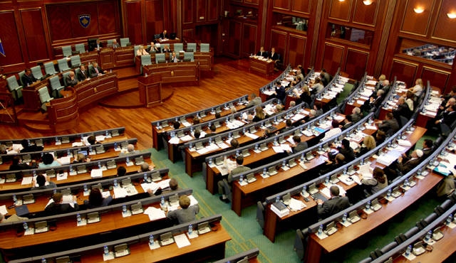 Normalizimi i raporteve Kosovë-Serbi, formohet grupi parlamentar