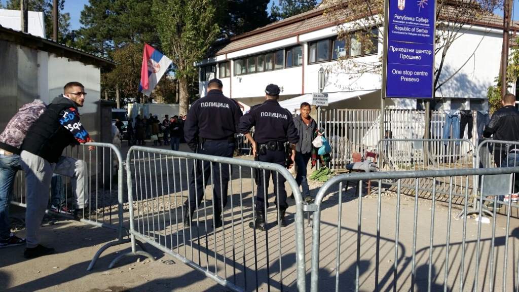 Qeveria e Serbisë miraton vendimin: Ekipet policore dhe ushtarake në Preshevë për parandalimin e hyrjeve ilegale të refugjatëve