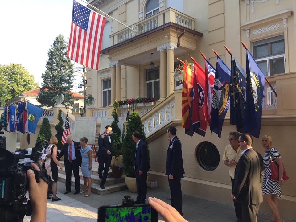 Bujanoci dhe Presheva pjesë e shënimit të pavarësisë së SHBA-së në Beograd (foto&video)
