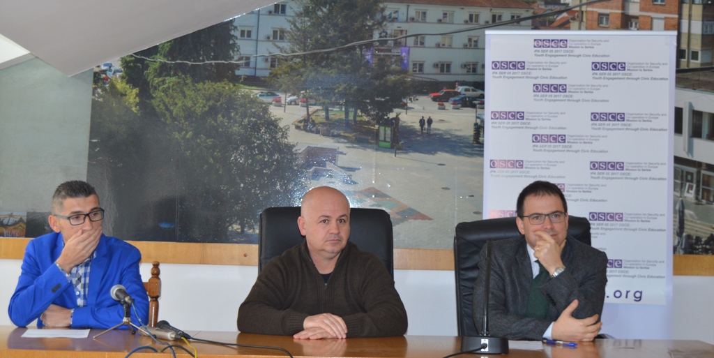 RTK mbi seminarin "Rinia aktive në Bujanoc dhe Preshevë" (video)
