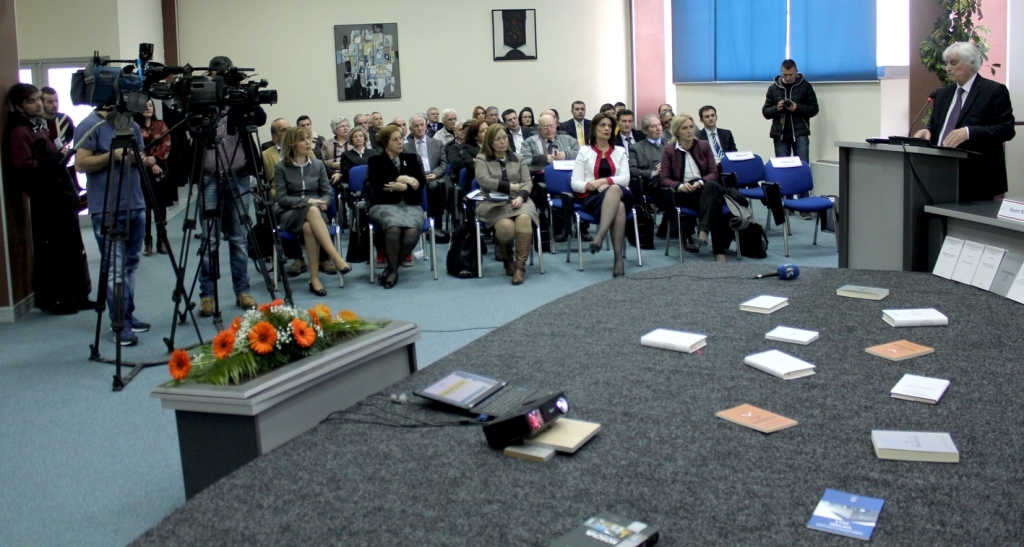 Promovohen botimet e Akademisë së Shkencave dhe të Arteve të Kosovës