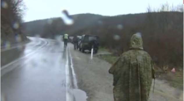 Një veturë nga Bujanoci bie në Badovc, nuk pati të lënduar (Video)