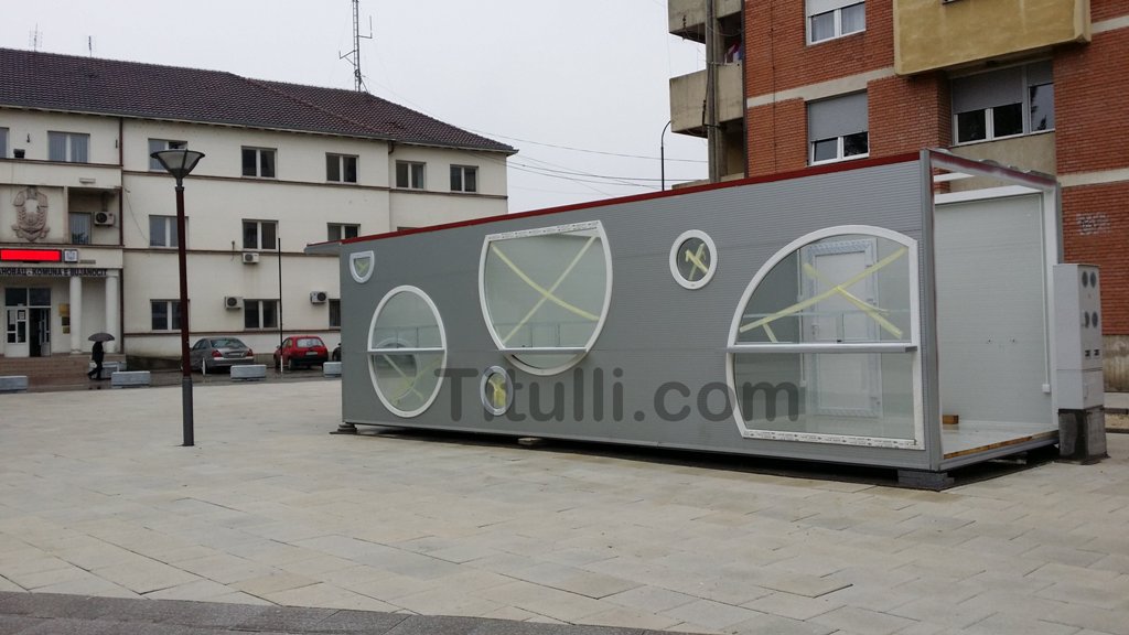 Bujanoci me kioska "tre në një" (Foto)