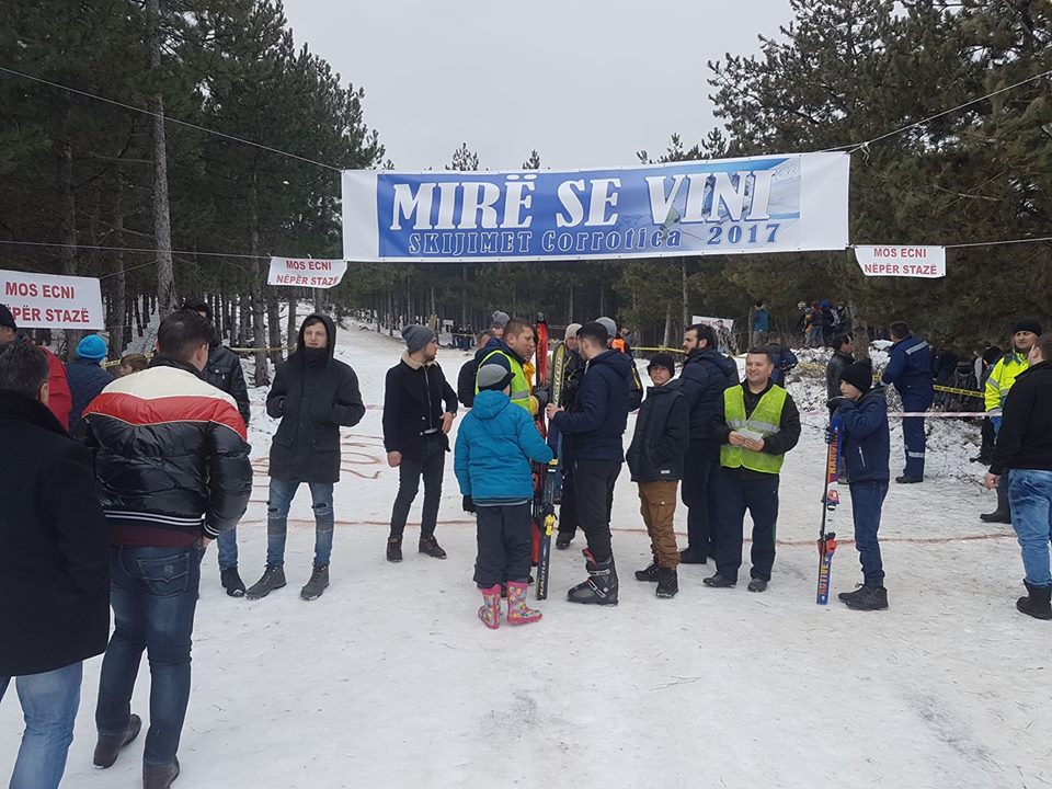 Corrotica shëndërrohet në Brezovicë të vogël (video)