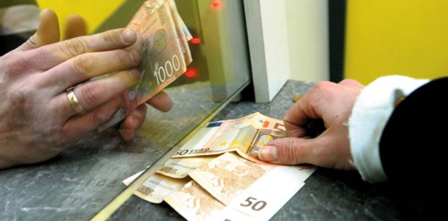 Euro 118,42 dinarë