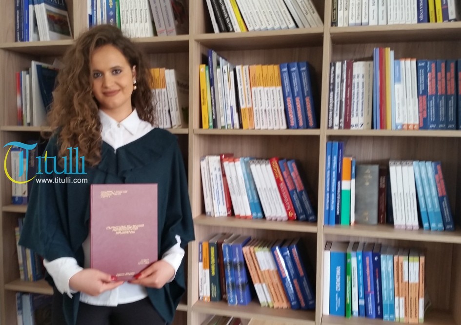 Elvina Lakna e diplomuara e parë në Fakultetin Ekonomik në Bujanoc (foto)