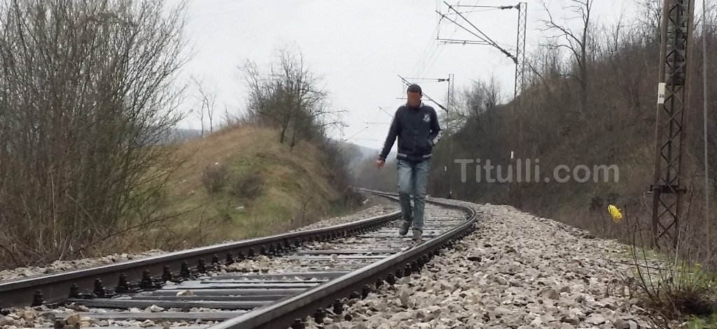 Siriani mbërrin në Bujanoc pas tetë ditë ecjesh në këmbë, destinacion final BE (Video)